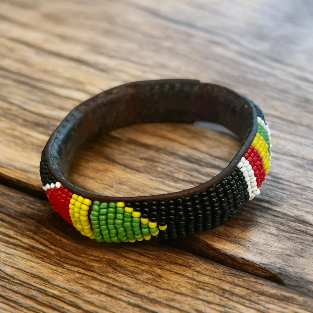 Handcrafted Native American Bracelet Red White Green
